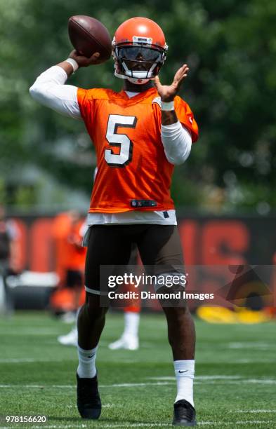 Quarterback Tyrod Taylor of the Cleveland Browns throws a pass during a mandatory mini camp on June 13, 2018 at the Cleveland Browns training...