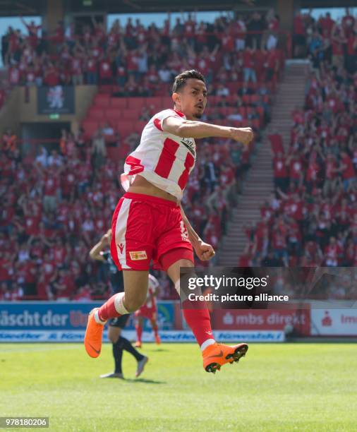 April 2018, Germany, Berlin: Football, 2nd German Bundesliga, 1. FC Union Berlin vs 1. FC Heidenheim at the Stadion An der Alten Foersterei. Union's...