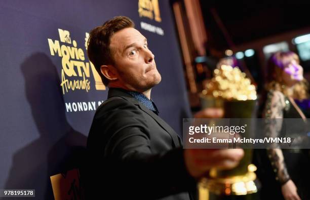 Actor Chris Pratt poses with the MTV Generation Award during the 2018 MTV Movie And TV Awards at Barker Hangar on June 16, 2018 in Santa Monica,...