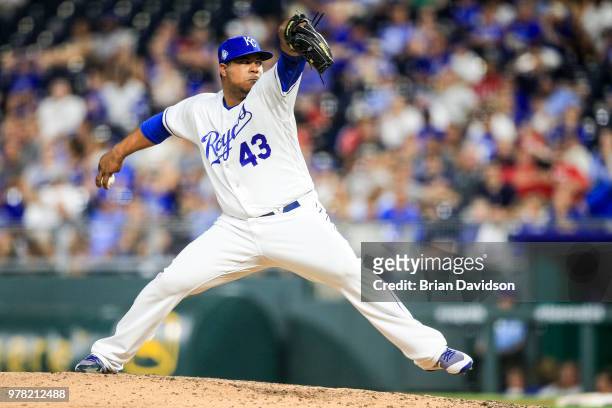 Wily Peralta of the Kansas City Royals pitches against the Texas Rangers during the seventh inning at Kauffman Stadium on June 18, 2018 in Kansas...