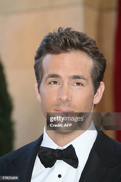 Actor Ryan Reynolds arrives at the 82nd Academy Awards at the Kodak Theater in Hollywood, California on March 07, 2010. AFP PHOTO Valerie MACON