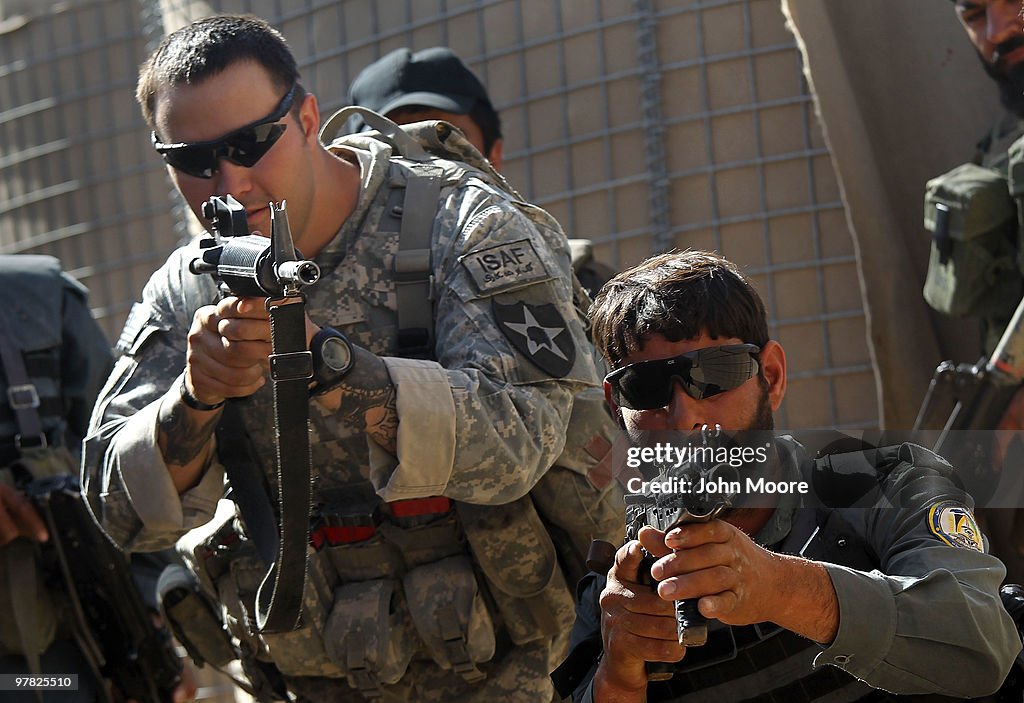 U.S. Army Soldiers Trains Afghan Army And Police Cadettes