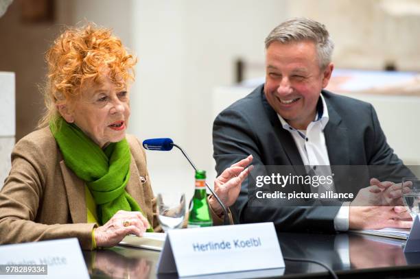 April 2018, Germany, Berlin: Photographer Herlinde Koelbl and the director of the Neue Museum, Matthias Wemhoff, speak during a press conference on...