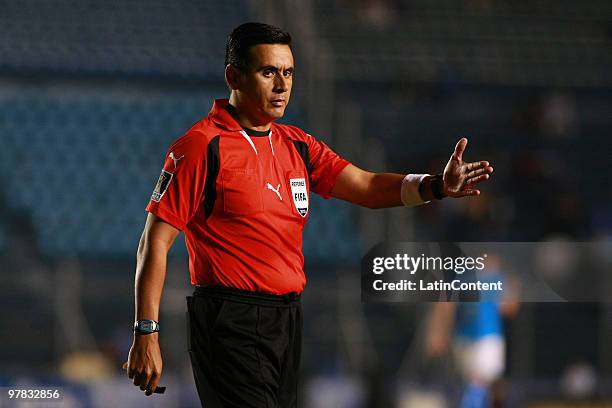 Referee Jose Pineda during the match Cruz Azul v Deportivo Arabe Unido as part of the 2010 Concachampions Tournament at Azul Stadium on March 17,...
