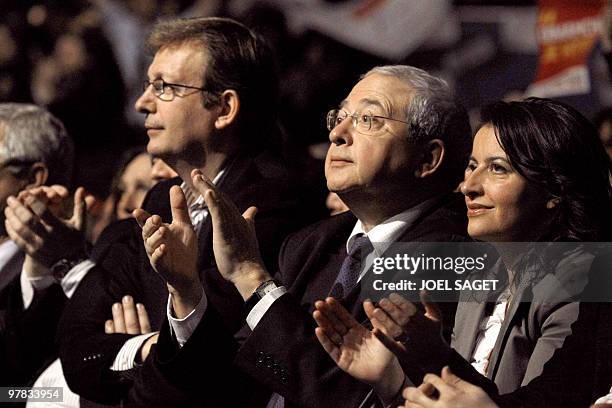 La secrétaire nationale des Verts Cécile Duflot , le président socialiste de la région Ile-de-France, candidat à sa propre succession Jean-Paul...