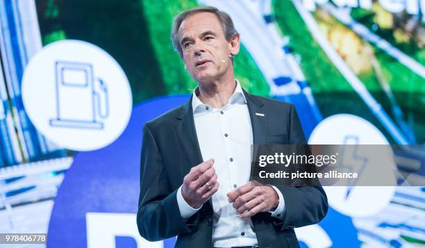 April 2018, Germany, Renningen: Chairman of the board of the Robert Bosch GmbH, Volkmar Denner, speaking during the financial statement press...