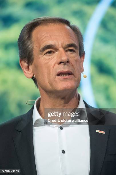 April 2018, Germany, Renningen: Chairman of the board of the Robert Bosch GmbH, Volkmar Denner, speaking during the financial statement press...