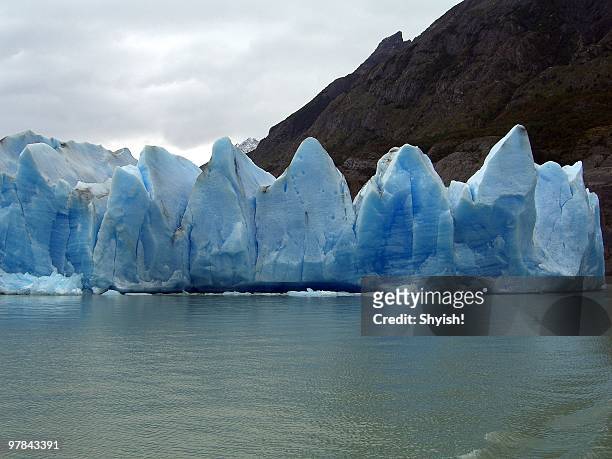 glaciar grey (forgotten set) - glaciar stock pictures, royalty-free photos & images