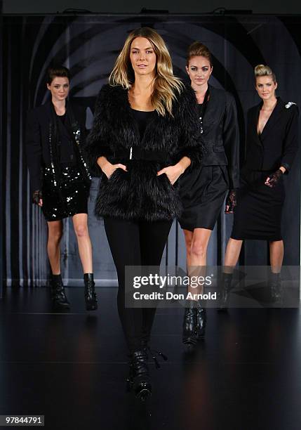 Model Jennifer Hawkins showcases designs on the catwalk at the Myer Autumn/Winter 2010 fashion show at Westfield Bondi Junction on March 19, 2010 in...