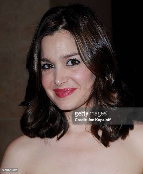 Actress Gina Philips arrives at the 18th Annual "A Night At Sardi's" Fundraiser And Awards Dinner at The Beverly Hilton hotel on March 18, 2010 in...
