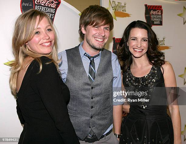 Coca-Cola Refreshing Filmmaker's Award recipients Alice Mathias and Andy Landen with actress Kristin Davis backstage at the ShoWest awards ceremony...