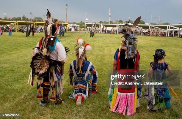 Sioux Rituals Sioux Dance Photos and Premium High Res Pictures - Getty Images