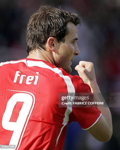 Switzerland's forward Alexander Frei gestures during a friendly football match between Switzerland and China, in Zurich, 03 June 2006. Switzerland...