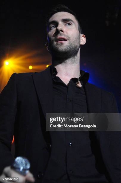 Adam Levine of Maroon 5 performs at Alcatraz club on April 22, 2007 in Milan, Italy.