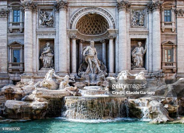 trevi fountain, rome, lazio, italy - rom stock-fotos und bilder