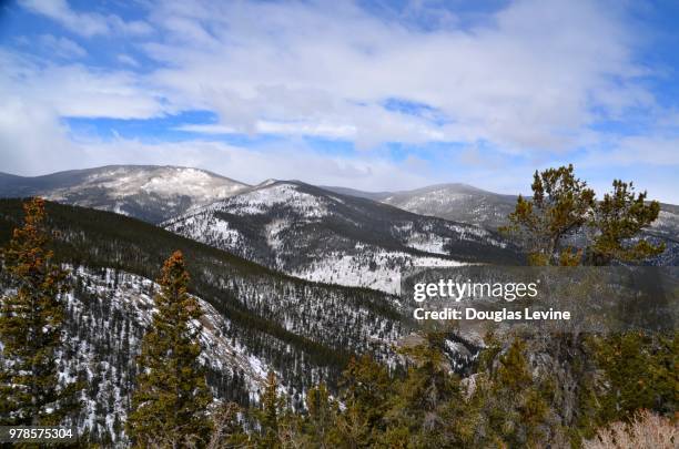 mountain landscape, idaho springs, colorado, usa - idaho springs colorado stockfoto's en -beelden