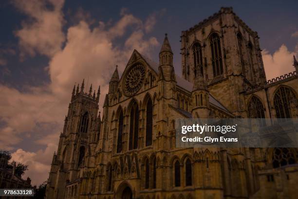 evening minster - glyn kirk stock pictures, royalty-free photos & images