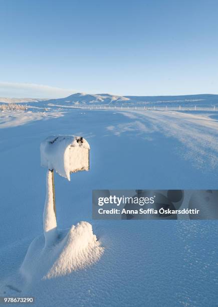 letterbox and land in snow, iceland - letterbox bildbanksfoton och bilder