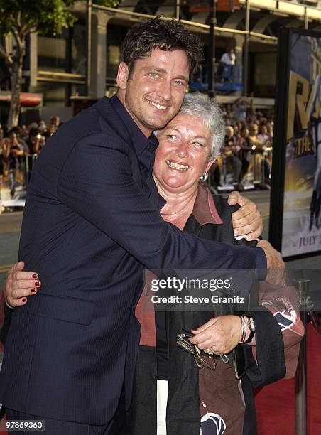 Gerard Butler & Mom