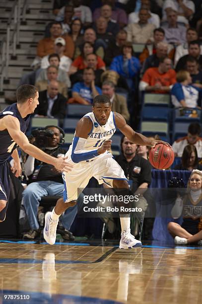 Playoffs: Kentucky John Wall in action vs East Tennessee State. New Orleans, LA 3/18/2010 CREDIT: Bob Rosato