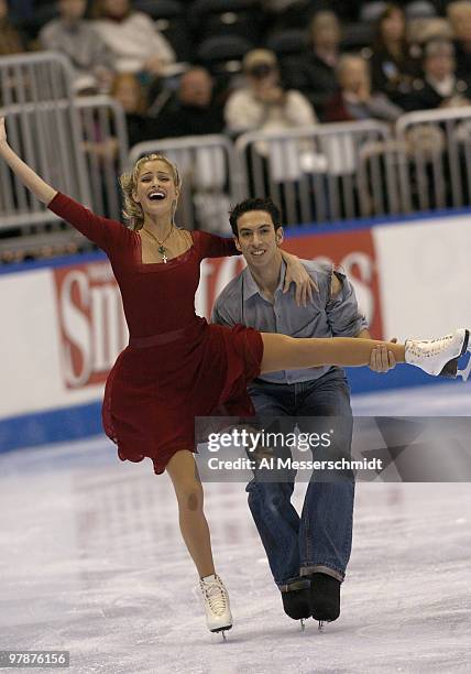 Tanith Belbin and Benjamin Agosto of the Detroit Skating Club win the Championship Dance competition Friday, January 9, 2004 at the 2004 State Farm...