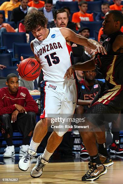 Matt Bouldin of the Gonzaga Bulldogs handles the ball against Michael Snaer of the Florida State Seminoles during the first round of the 2010 NCAA...