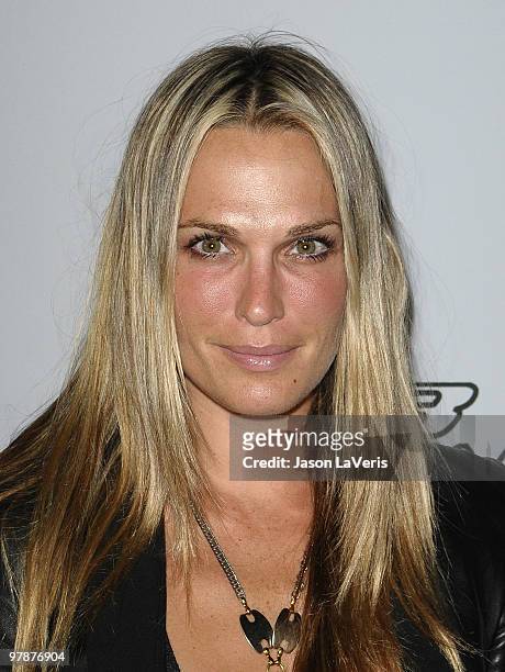Actress Molly Sims attends the Ferrari 458 Italia North American celebrity auction to benefit Haiti at Fleur de Lys on March 18, 2010 in Los Angeles,...