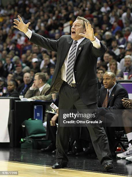 Head coach Tom Izzo of the Michigan State Spartans calls from the bench against the New Mexico State Aggies during the first round of the 2010 NCAA...