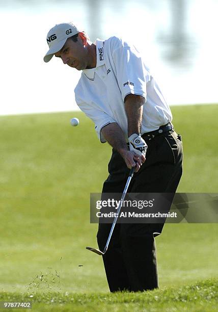 Kevin Sutherland chips at the 45th Bob Hope Chrysler Classic Pro Am at PGA West Country Club January 25, 2004.