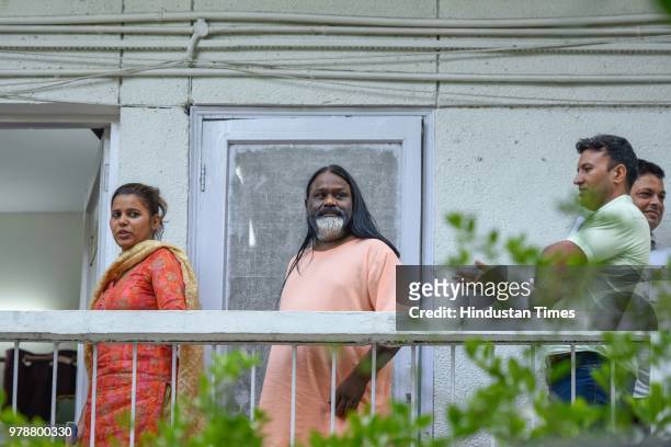 Daati Maharaj, a self-styled godman who has been allegedly accused of rape, reaches Delhi Police Crime Branch Office to join investigation in the...
