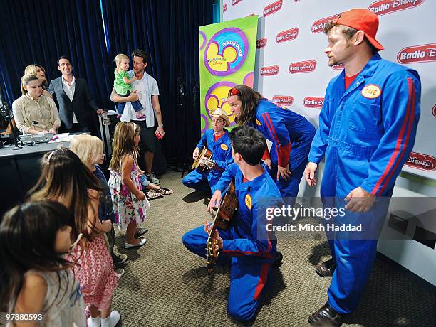 New Orleans' alternative rock band for preschoolers, the Imagination Movers, performed during their guest appearance in Radio Disney studio today and...