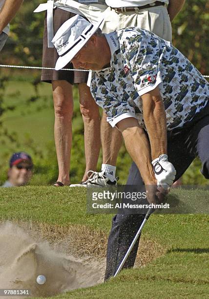 Kirk Triplett blasts from the sand on the eighth hole in third-round competition at the Funai Classic, October 23, 2004.