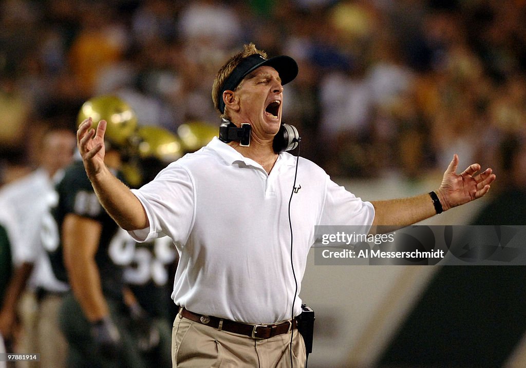 NCAA Football - Louisville vs South Florida - September 24, 2005