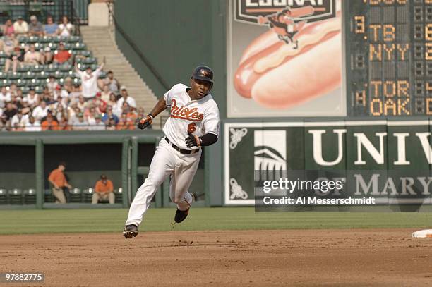 Baltimore Orioles third baseman Melvin Mora dashes to third base against the Chicago White Sox July 29, 2006 in Baltimore. The Sox grabbed an early...