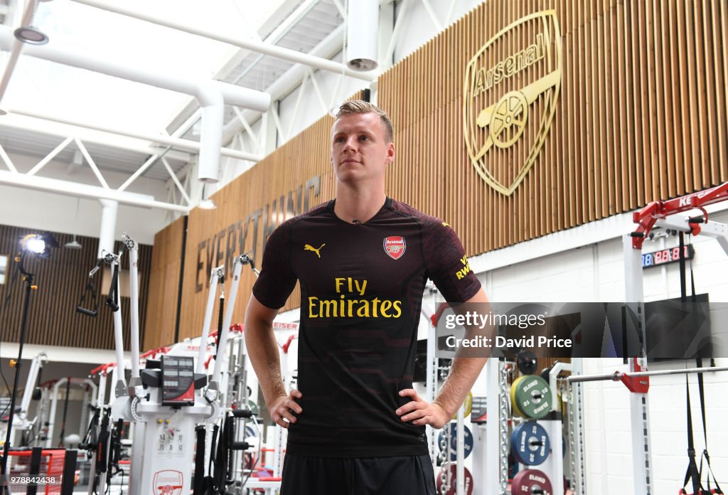 Arsenal Unveil New Signing