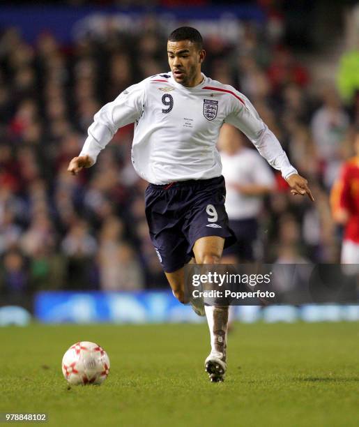 Kieron Dyer of England in action during the International friendly match between England and Spain at Old Trafford in Manchester on February 7, 2007....