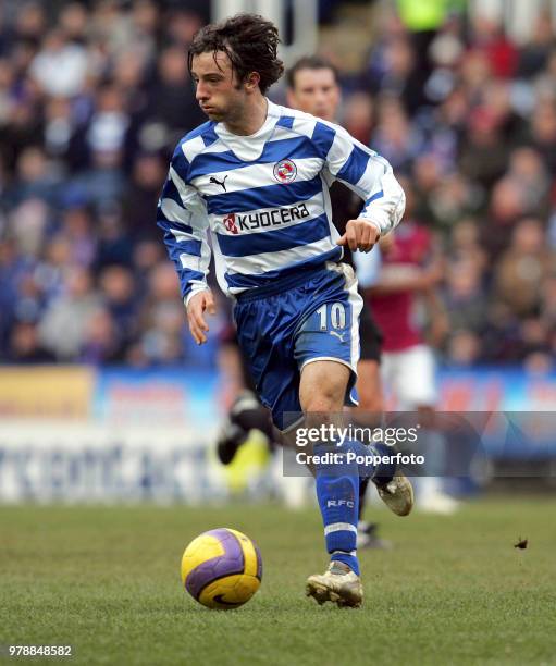 Stephen Hunt of Reading in action during the Barclays Premiership match between Reading and Aston Villa at the Madejski Stadium in Reading on...