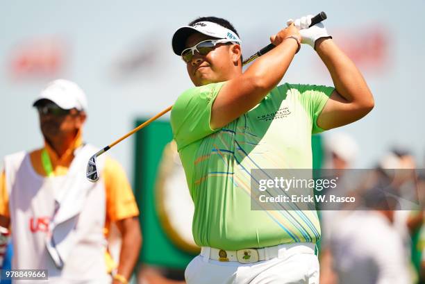 Kiradech Aphibarnrat in action during Sunday play at Shinnecock Hills GC. Southampton, NY 6/17/2018 CREDIT: Erick W. Rasco