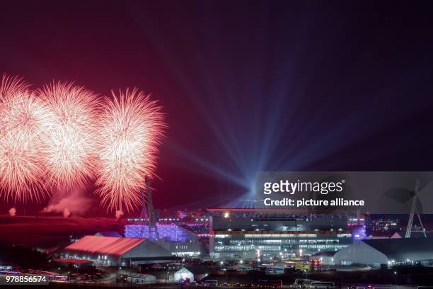 February 2018, South Korea, Pyeongchang: Olympics, Closing Ceremony, Olympic Stadium: Fireworks are lighted during the final celebrations. Photo:...
