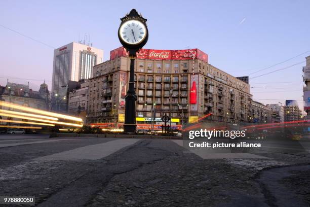 January 2018, Romania, Bukarest: Rushhour at the Piata Romana, a central square with a roundabout. Photo: Birgit Zimmermann/dpa-Zentralbild/dpa