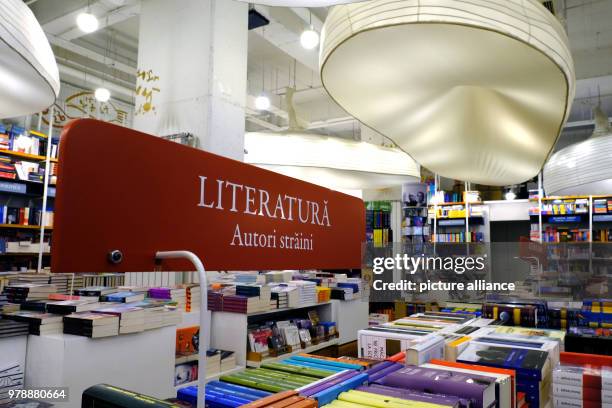 January 2018, Romania, Bukarest: A sign reads 'Literatura' in the foreing book section at a store of the book shop Humanitas. Photo: Birgit...