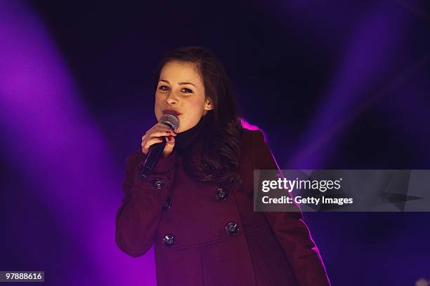 German singer Lena Meyer-Landrut performs on stage during the 'TV Total Wok WM 2010' on March 19, 2010 in Oberhof, Germany.