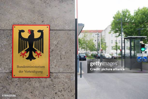 May 2014, Berlin, Germany: The entrance of the German Ministry of Defence. Photo: Maurizio Gambarini/dpa