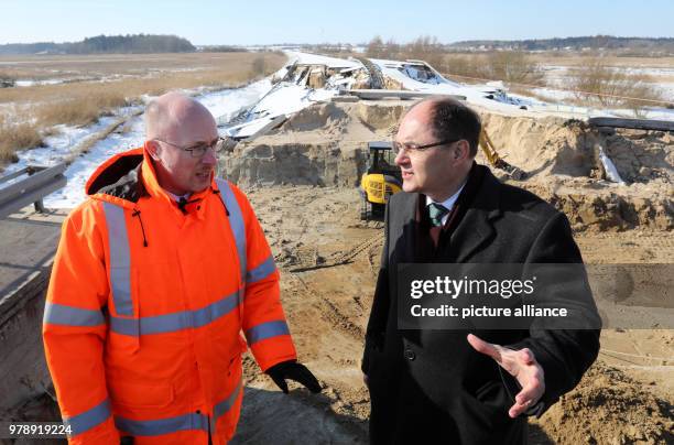 Dpatop - Federal Transportation Minister Christian Schmidt being briefed by State Transportation Minister Christian Pegel on the damages at the...