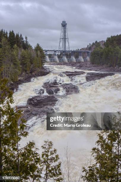 chutes de shawinigan 2014 - shawinigan stock pictures, royalty-free photos & images