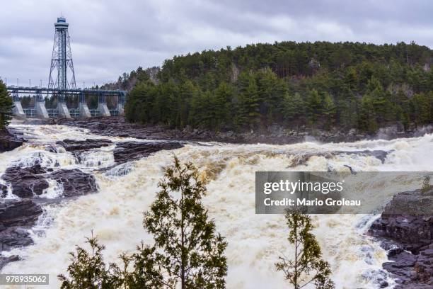 chutes de shawinigan 2014 - shawinigan stock pictures, royalty-free photos & images