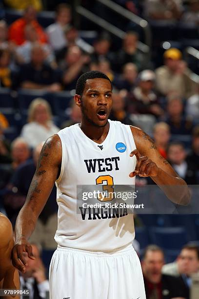 Devin Ebanks of the West Virginia Mountaineers against the Morgan State Bears during the first round of the 2010 NCAA men's basketball tournament at...