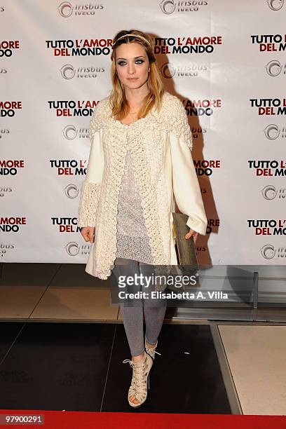Actress Carolina Crescentini attends the Rome premiere of "Tutto l' amore del mondo" on March 19, 2010 in Rome, Italy.