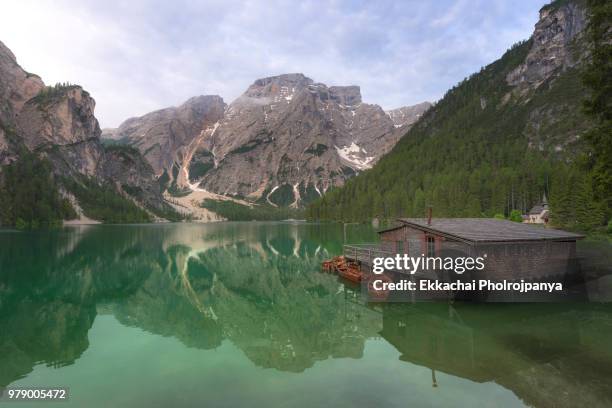 lake braies (pragsersee) in south tyrol - lake misurina stock pictures, royalty-free photos & images