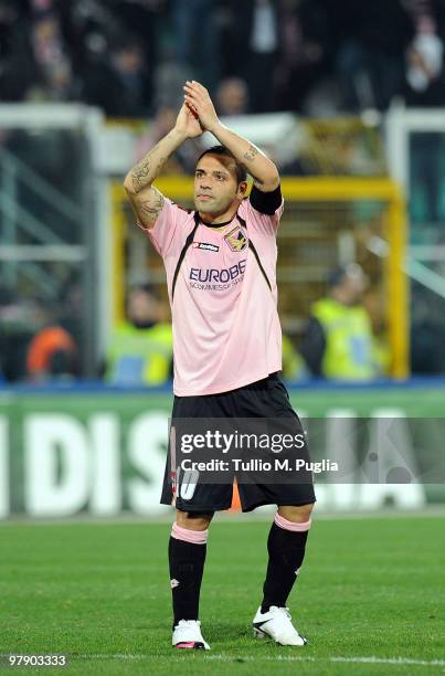 Fabrizio Miccoli of Palermo acknowledges supporters during the Serie A match between US Citta di Palermo and FC Internazionale Milano at Stadio Renzo...